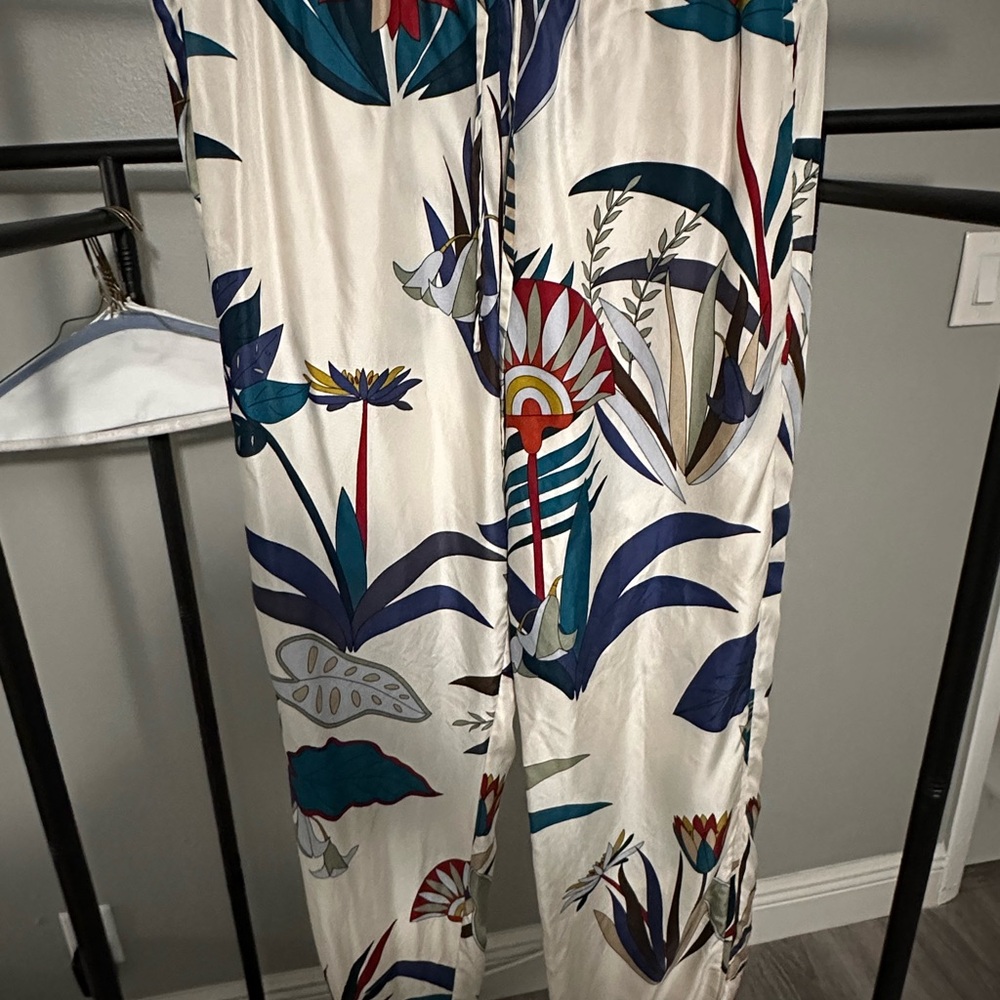 Tory Burch Blue and White Patterned Pants - Picture 3 of 6